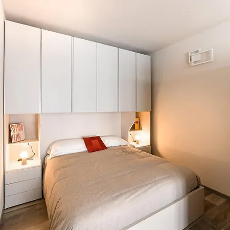 Residenza Cavour - A Apartment *