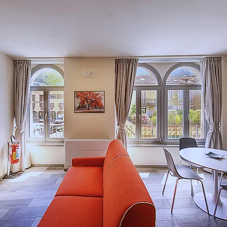 Residenza Cavour - A Apartment Tirano